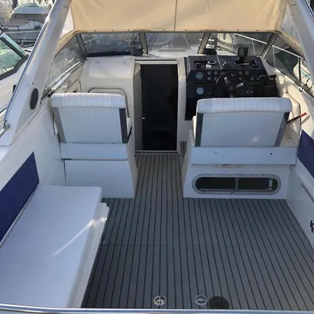 Botel Bateau 11metres Jacuzzi Tout Confort Saint-Laurent-du-Var